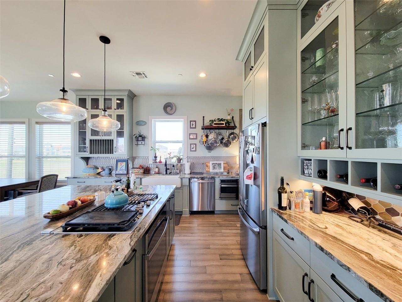 1001 Bamar Ln - Photo 7 of 50