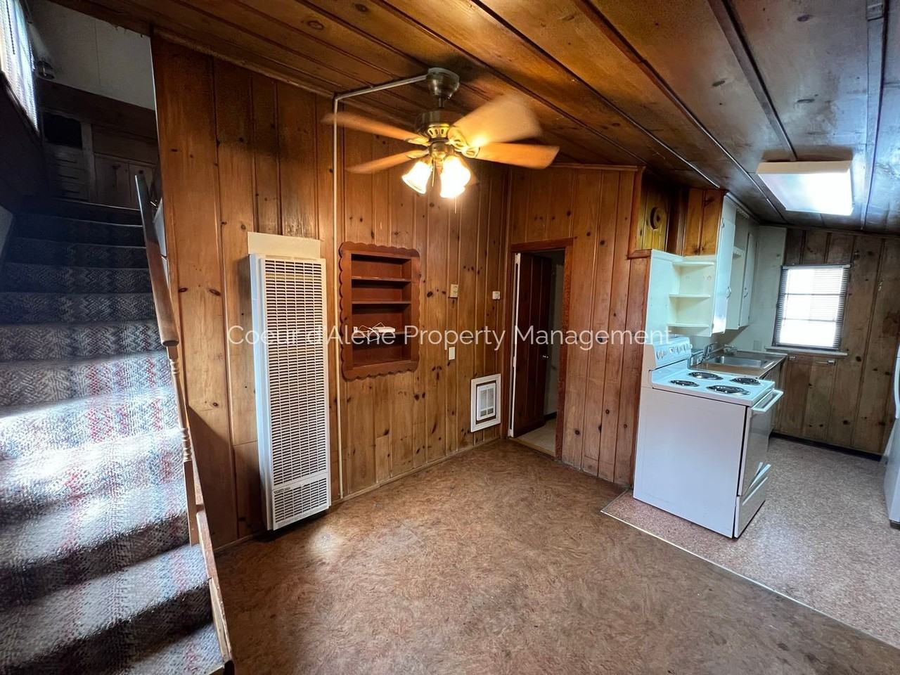 518 S 10th Pl - Photo 2 of 5