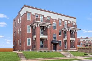 featured image of 3176 Gustine Ave