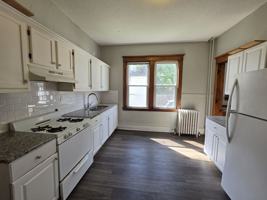 featured image of 1414 Golden Valley Rd