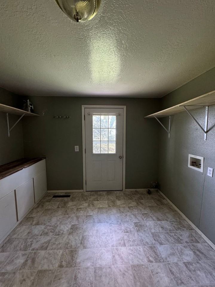 7987 State Highway Cc - Photo 3 of 14