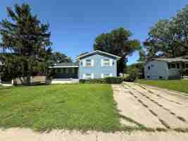 featured image of 4214 Hardesty Ave