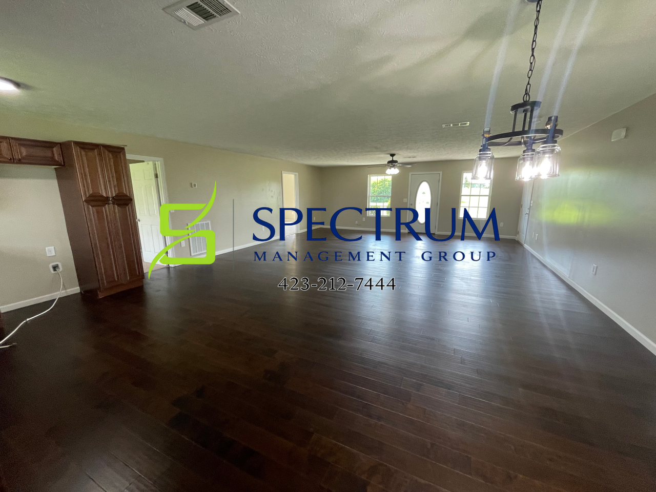 1961 Kaylee Dr - Photo 5 of 20
