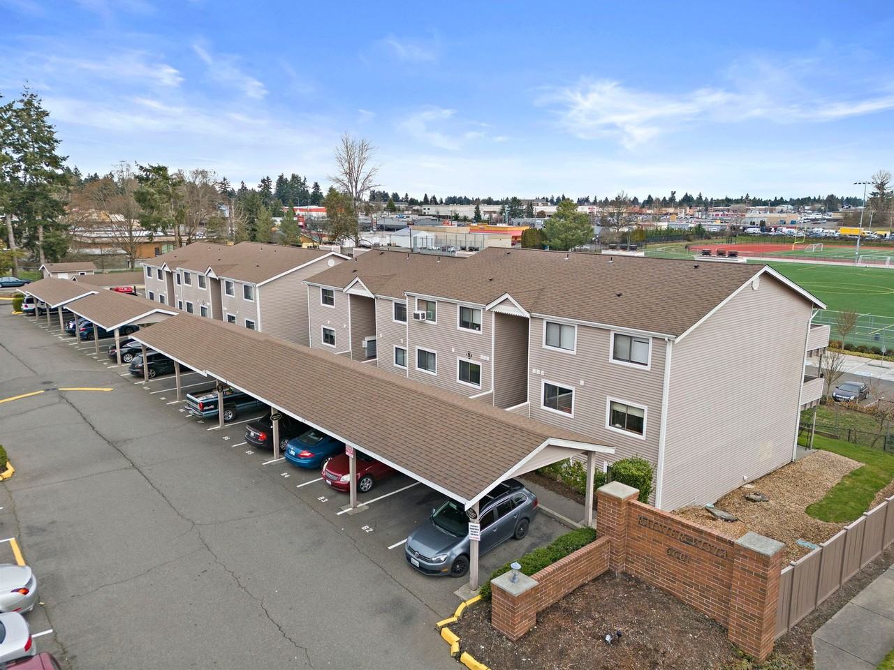 Rainier Vista Apartments - Photo 3 of 21