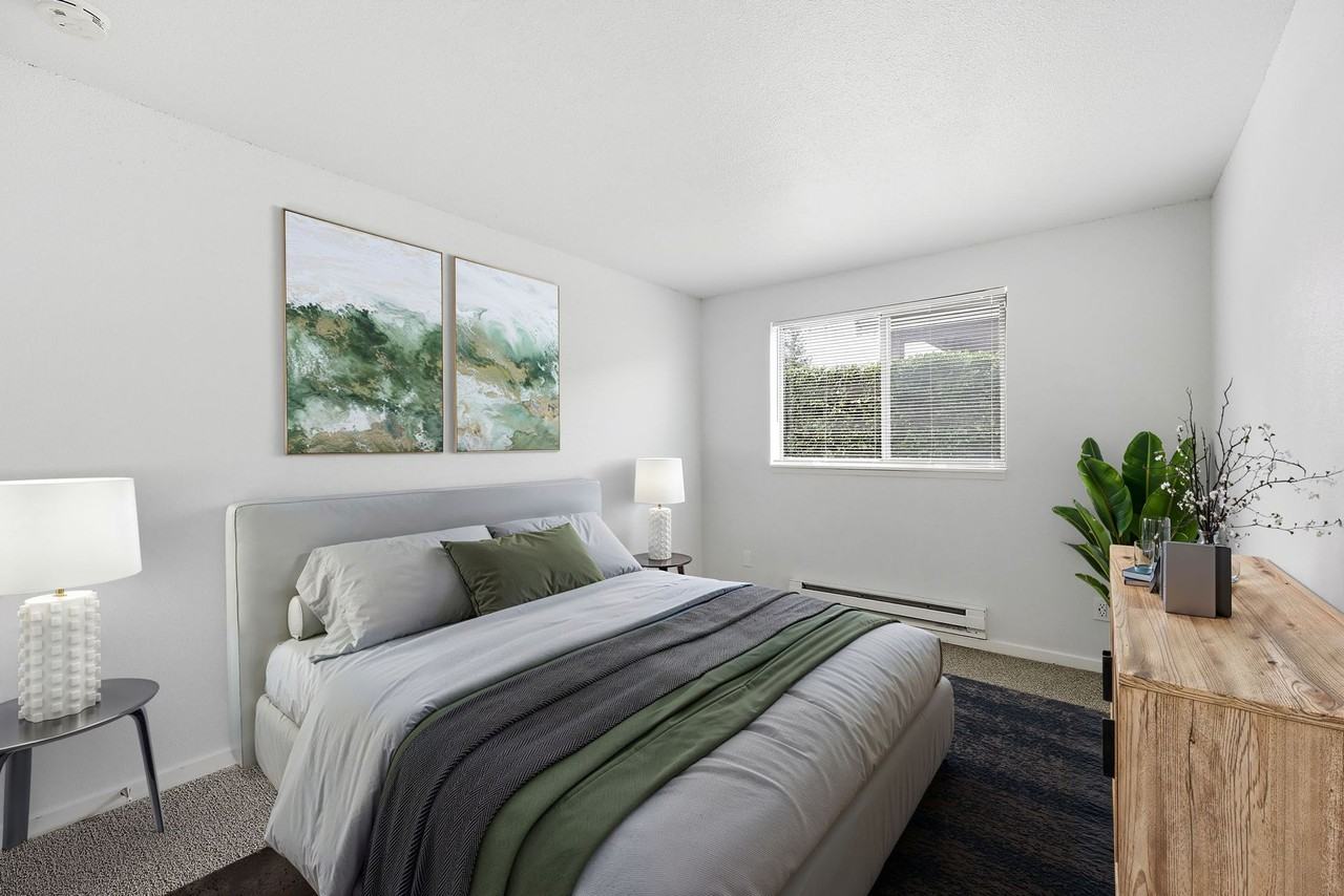 Rainier Vista Apartments - Photo 7 of 21