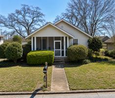 featured image of 2205 2nd Ave