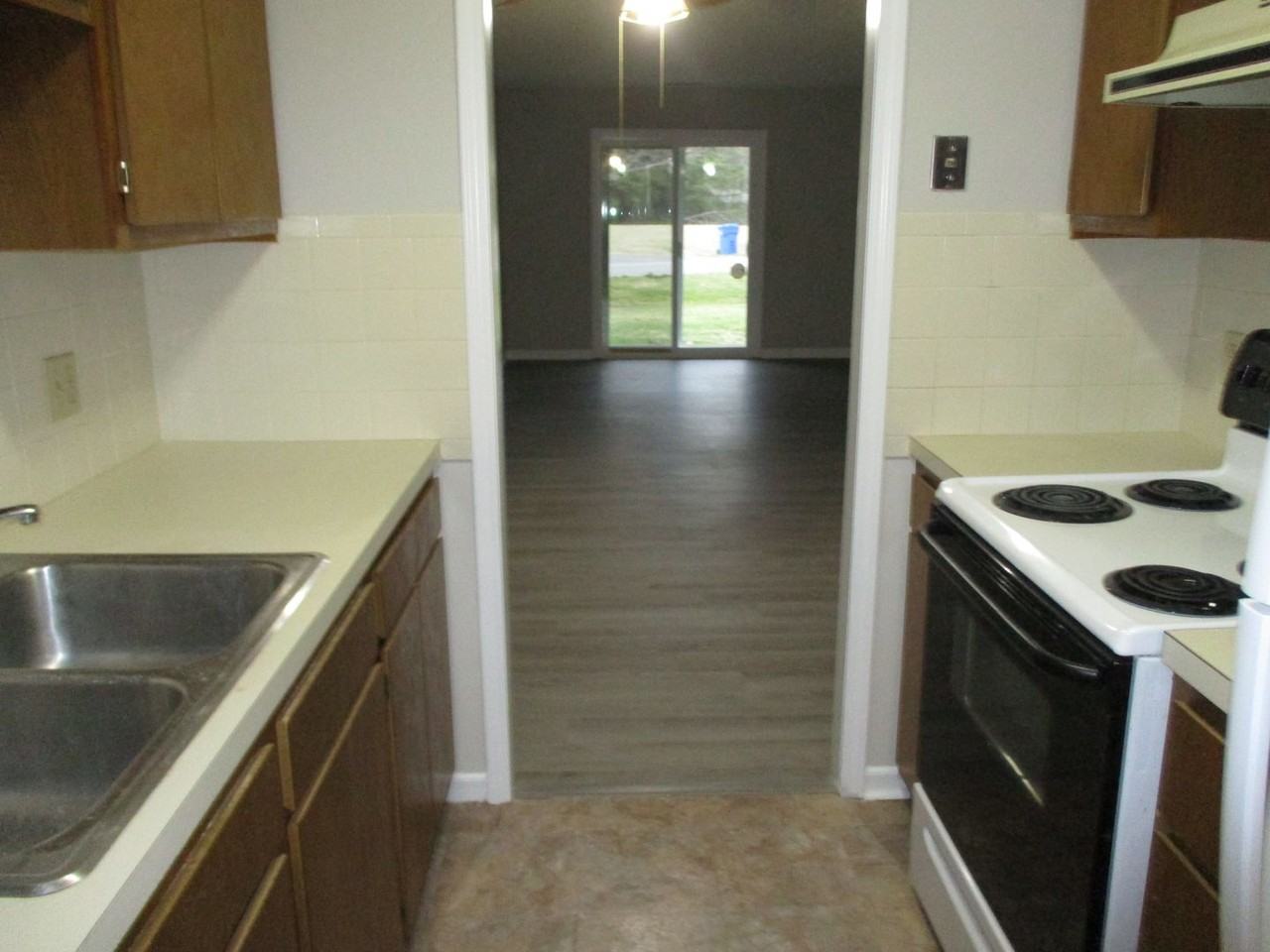 302 Windsor Manor Way Unit C - Photo 6 of 14