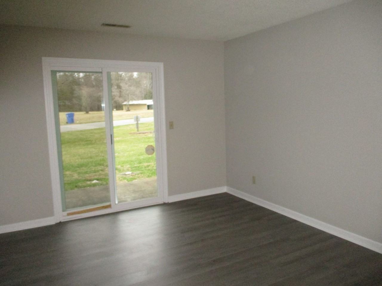 302 Windsor Manor Way Unit C - Photo 7 of 14