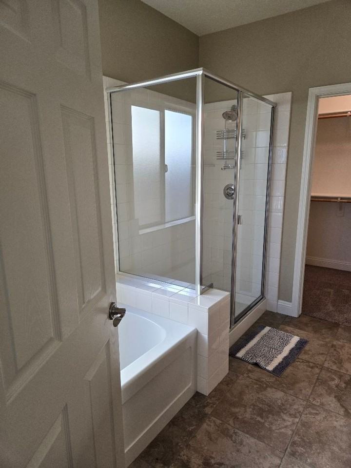 1145 E Seeger Ave - Photo 7 of 11