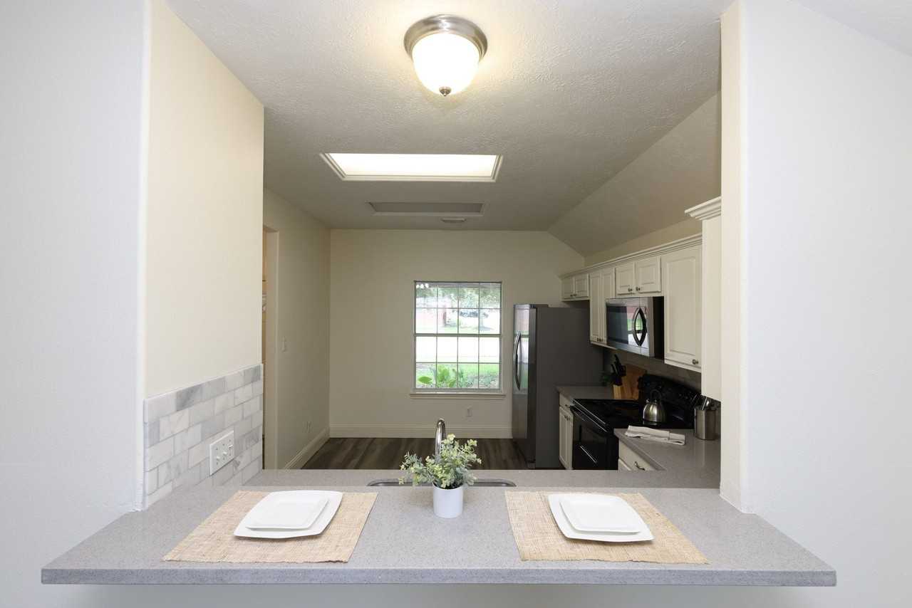5313 Caprock Dr - Photo 6 of 41