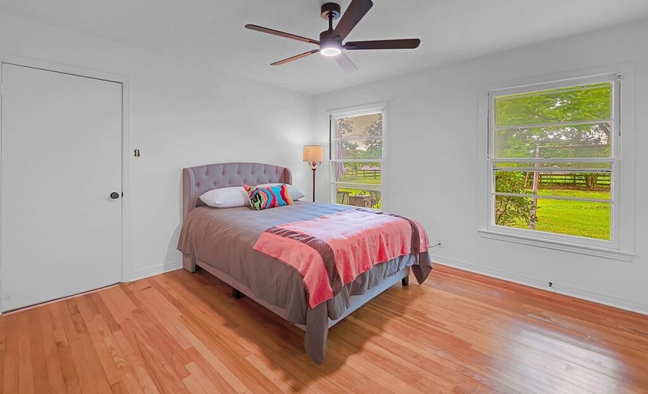 311 E Newland Dr - Photo 6 of 14
