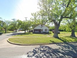 featured image of 1300 N Grand Ave