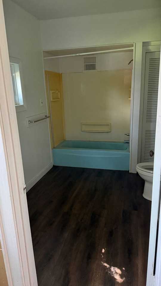 455 Baldwin Ave - Photo 6 of 6