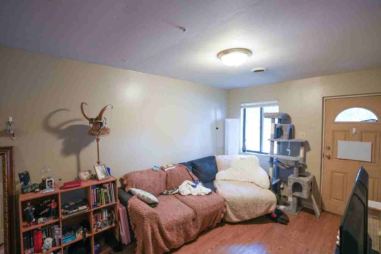 729 Golfview Dr - Photo 6 of 9