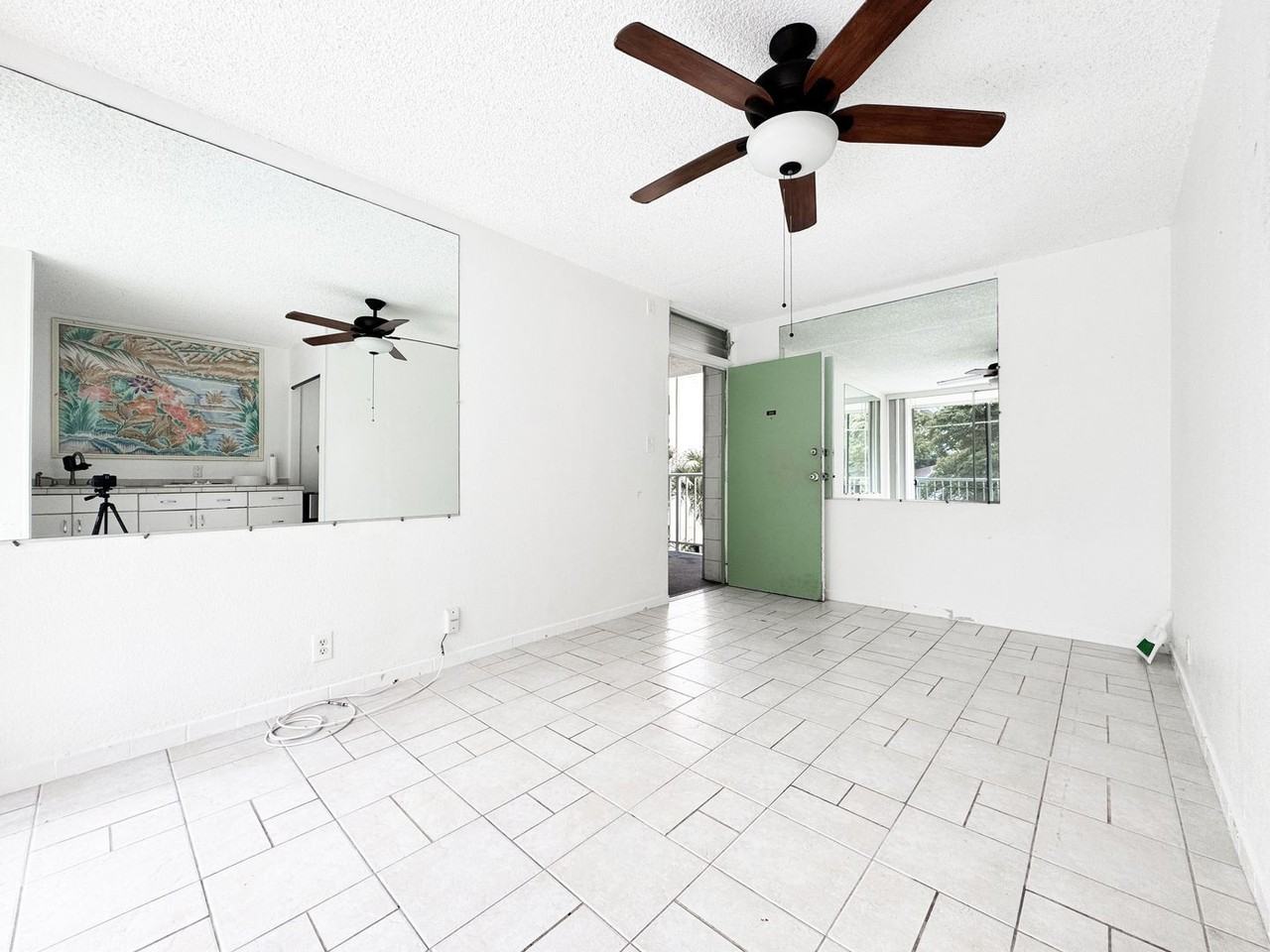 249 Kapili St #203 - Photo 3 of 7