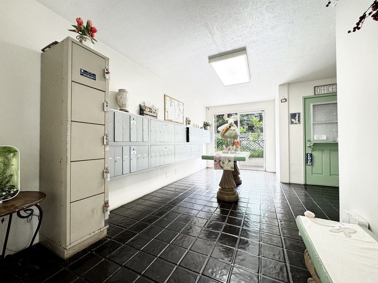 249 Kapili St #203 - Photo 6 of 7