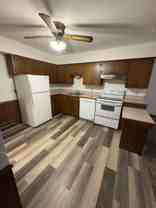 Oak Manor Apartments - Photo 1 of 1