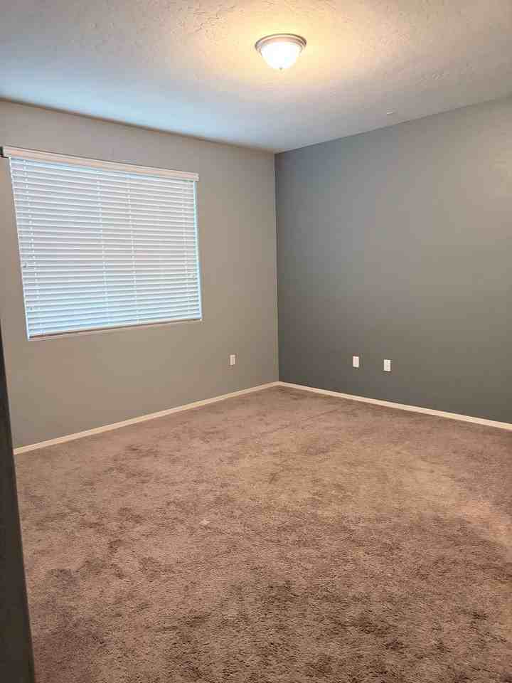 1588 Hartley Dr - Photo 7 of 17