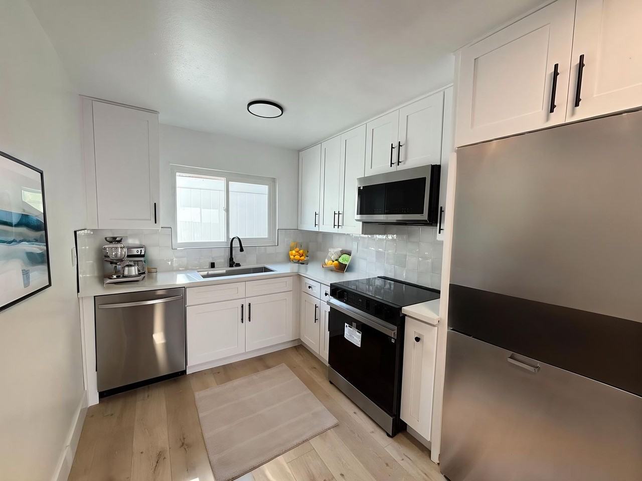 14939 Gagely Dr - Photo 3 of 12
