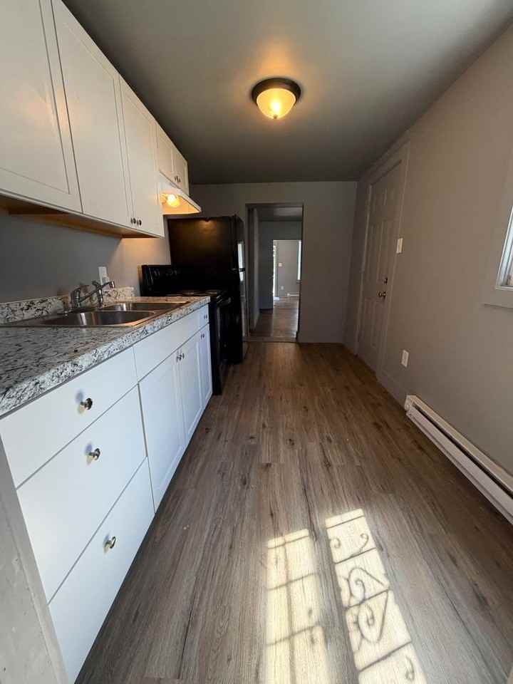 508 1/2 Woodward St - Photo 7 of 21