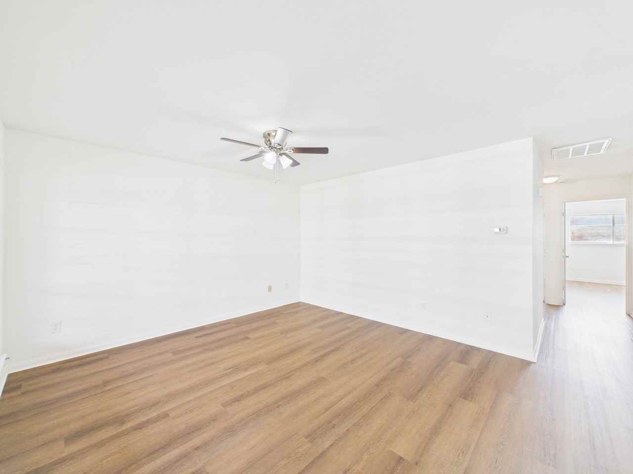 5343 Richmond Ave Unit 21 - Photo 4 of 30