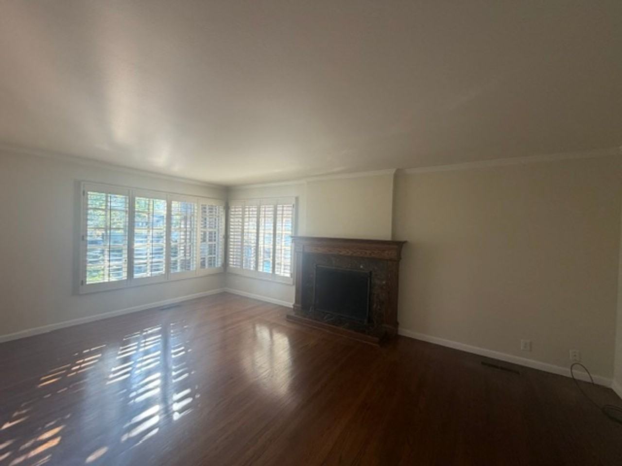 1227 Nadina St - Photo 3 of 14
