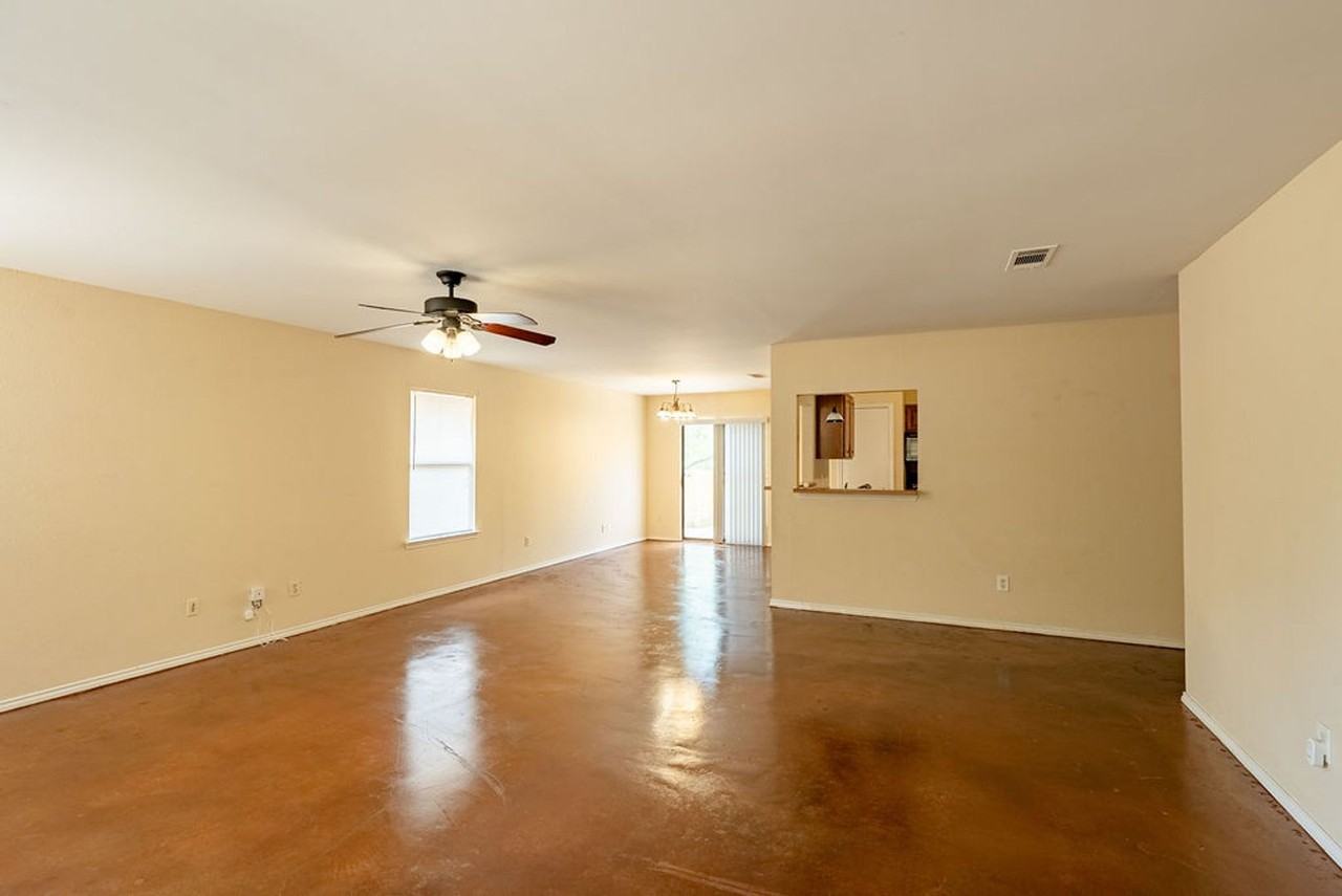 2403 Monarch Dr - Photo 4 of 19