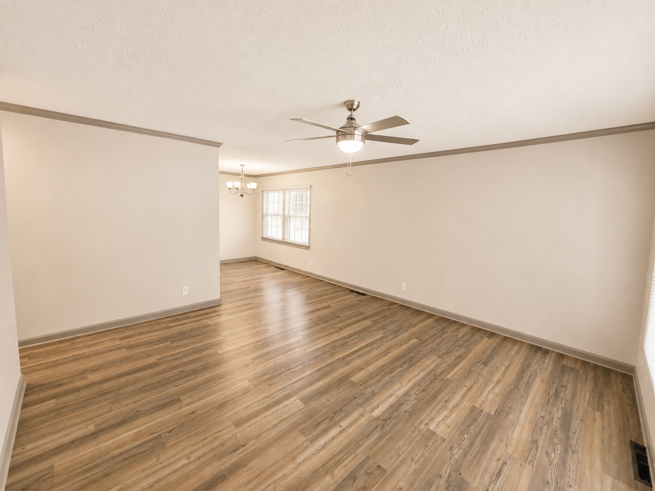 2104 Belmont Rd - Photo 3 of 10