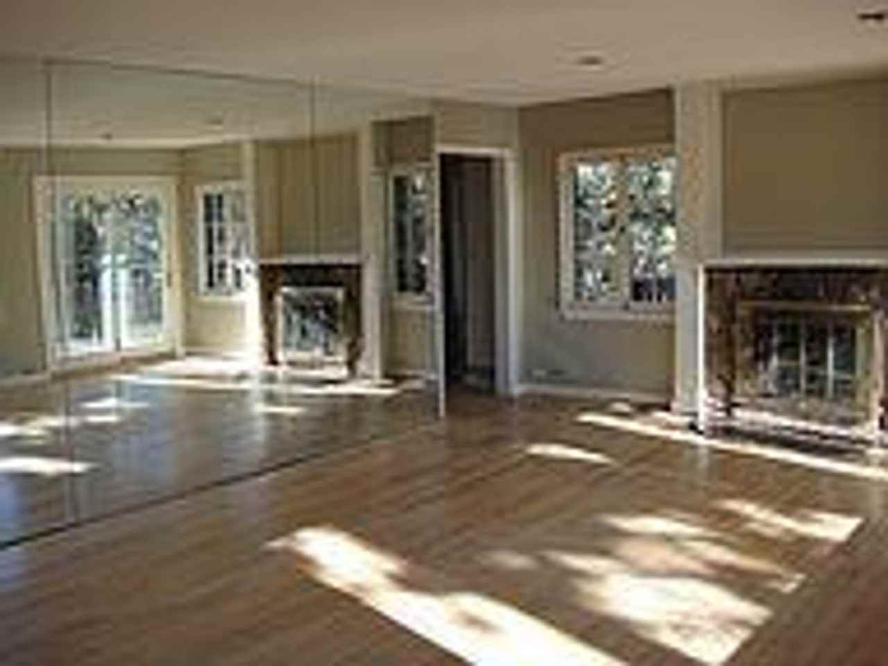 6684 Marshmerry Ln - Photo 4 of 9