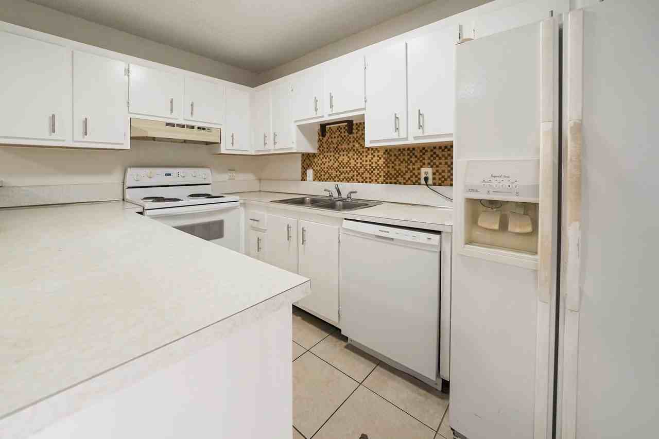 237 Alemeda Dr - Photo 6 of 23