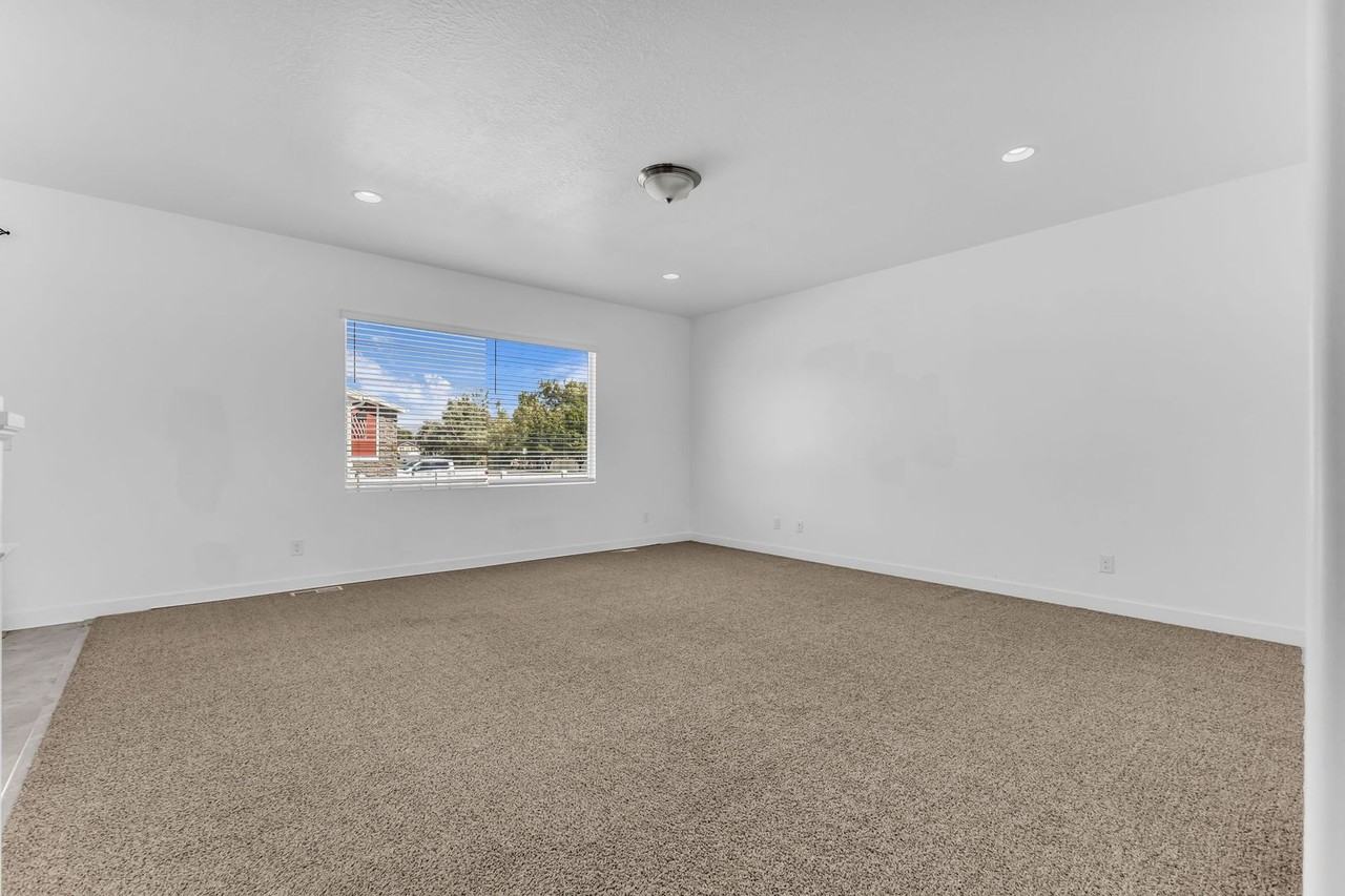 4018 W 1200 S - Photo 2 of 50
