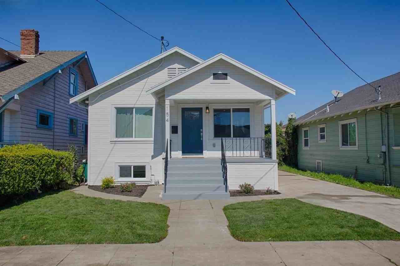 154 Harlan St - Photo 3 of 16