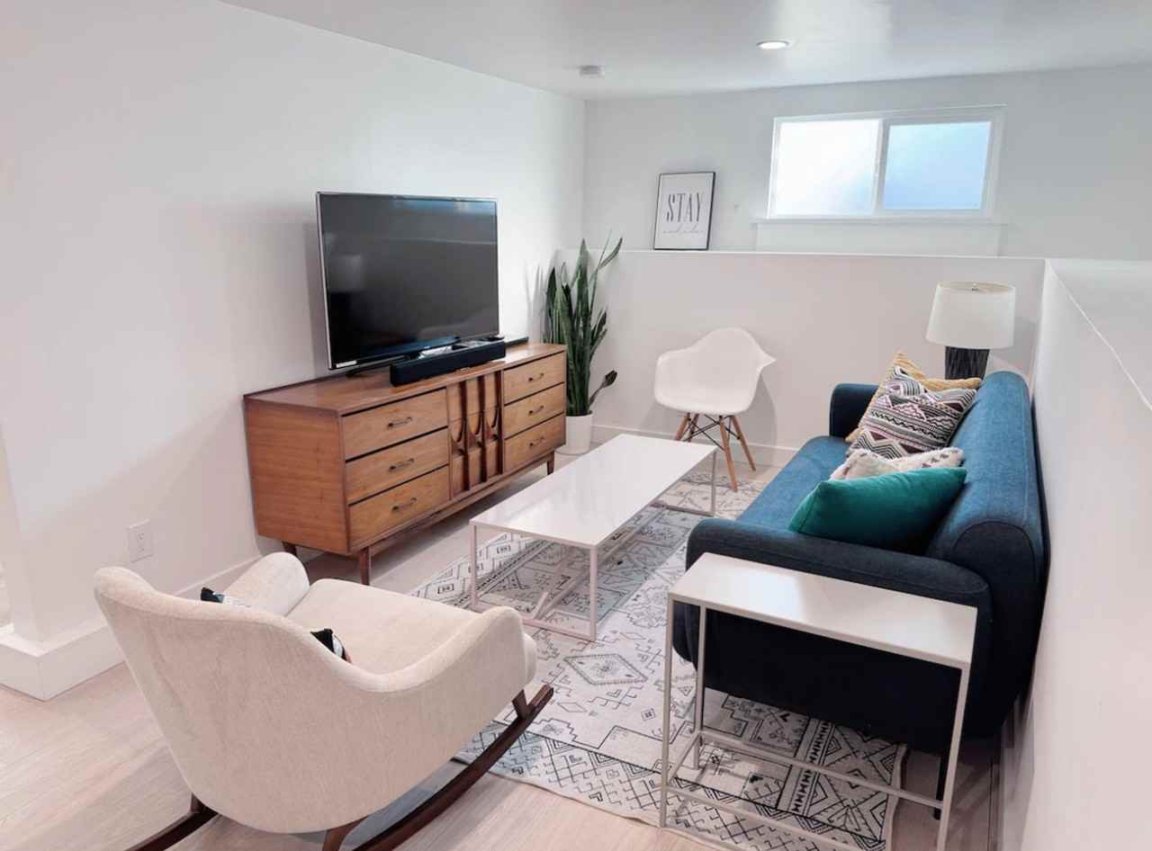 154 Harlan St - Photo 5 of 16