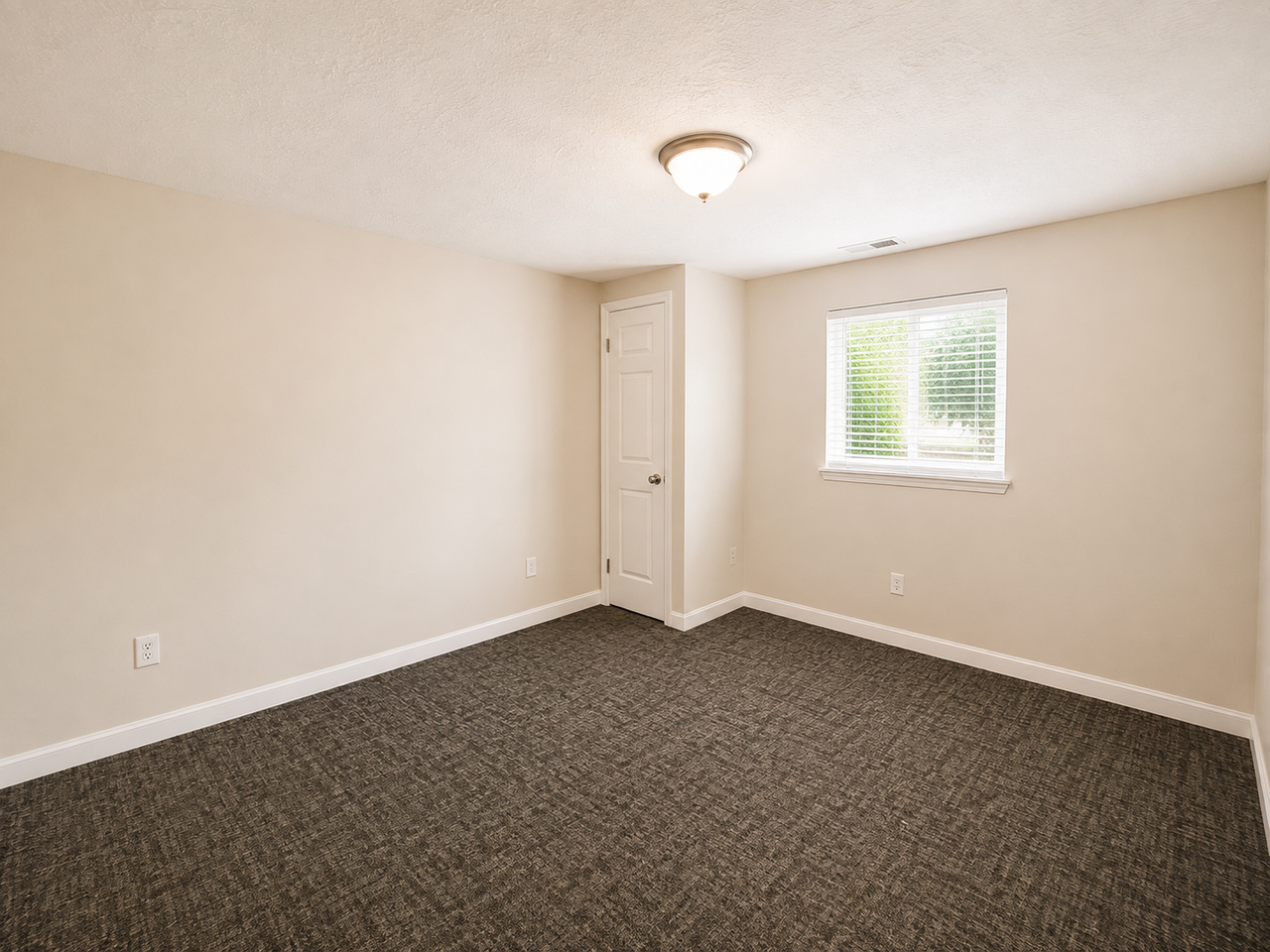 7300 Southside Dr - Photo 5 of 5