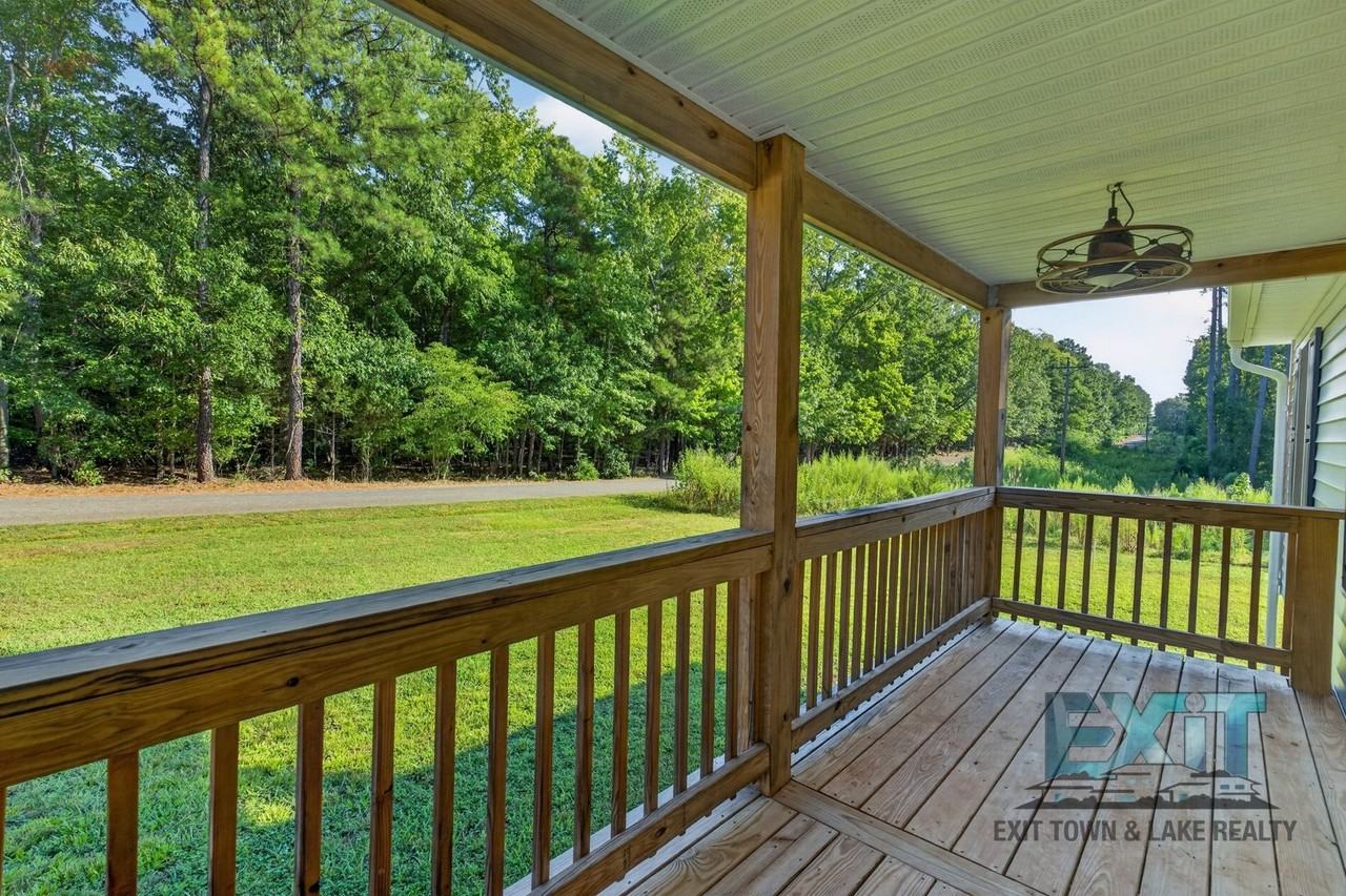 23 Moseley Dr - Photo 5 of 23