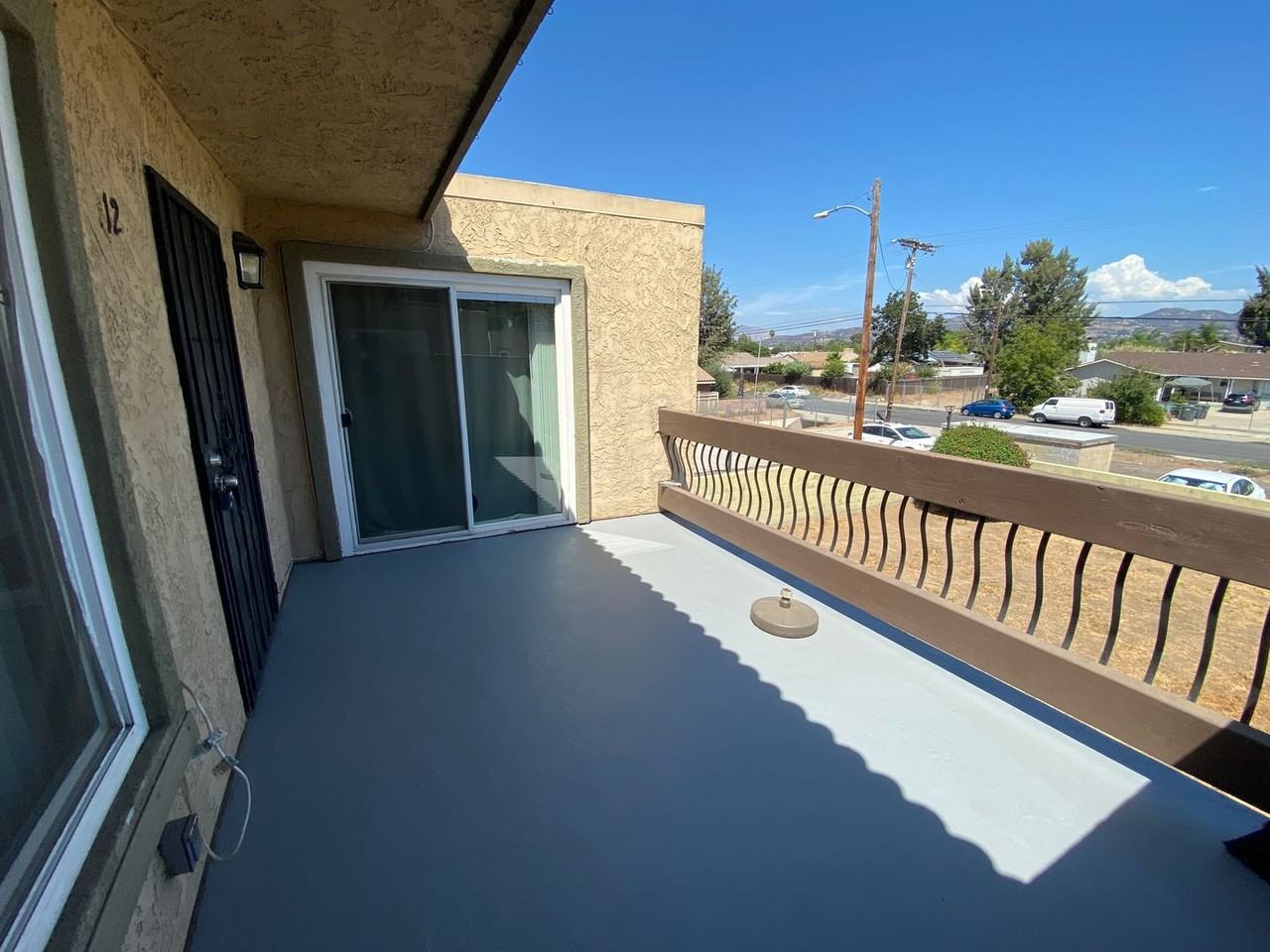 1160 E Washington Ave - Photo 4 of 26
