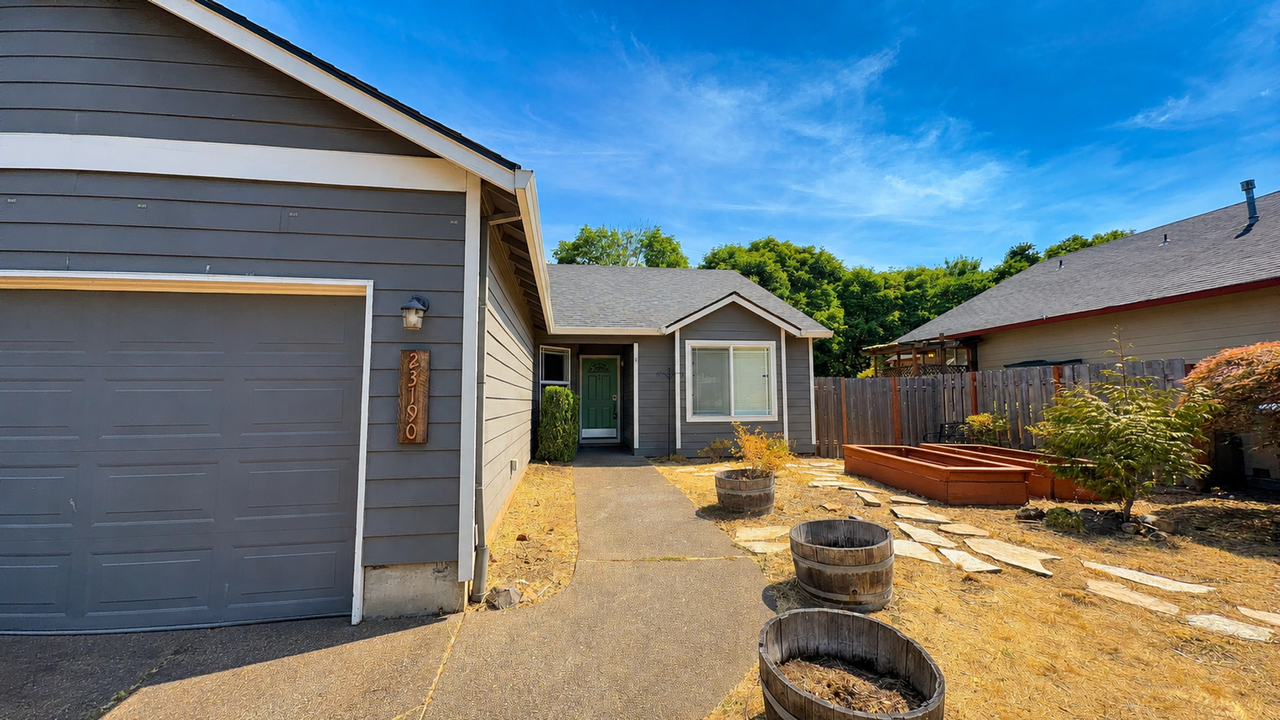 23190 Sw William Ave - Photo 2 of 2