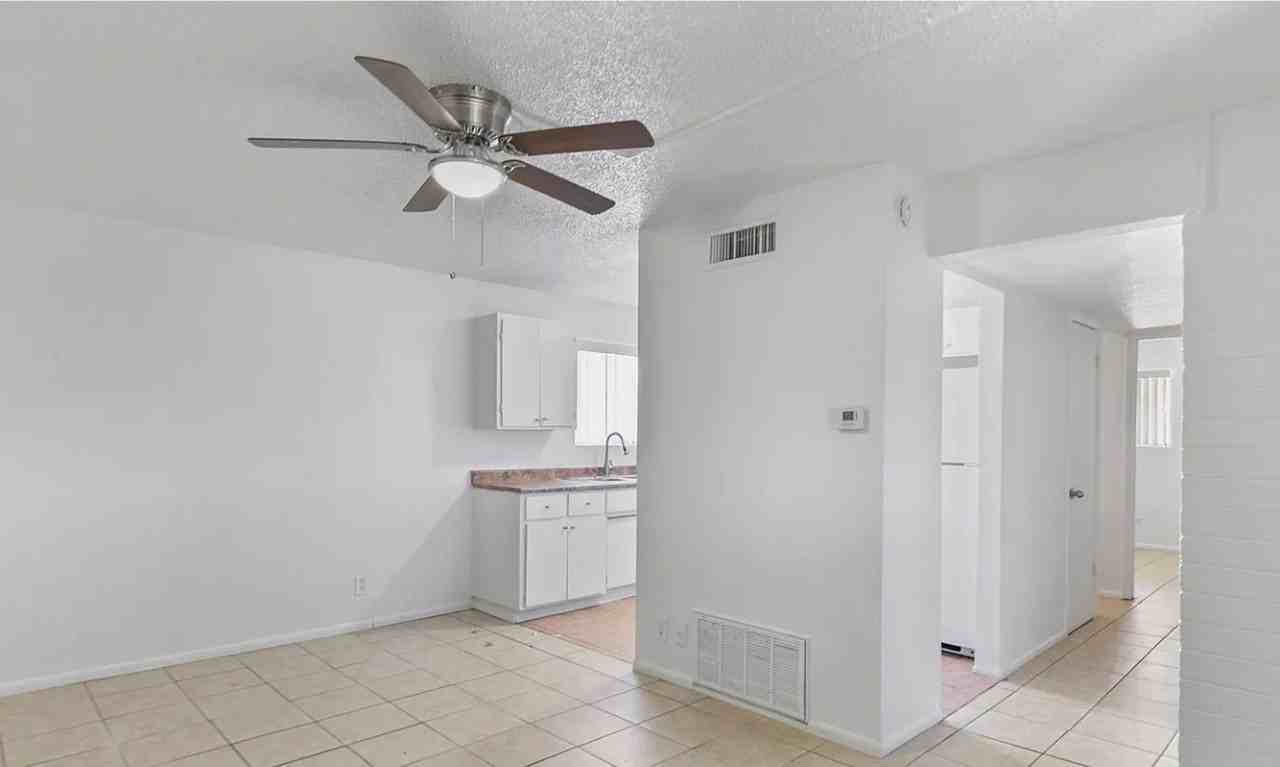 Glen Vista Apartments 2 - Photo 3 of 28
