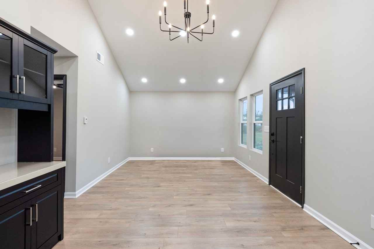 804 Martin St - Photo 4 of 29