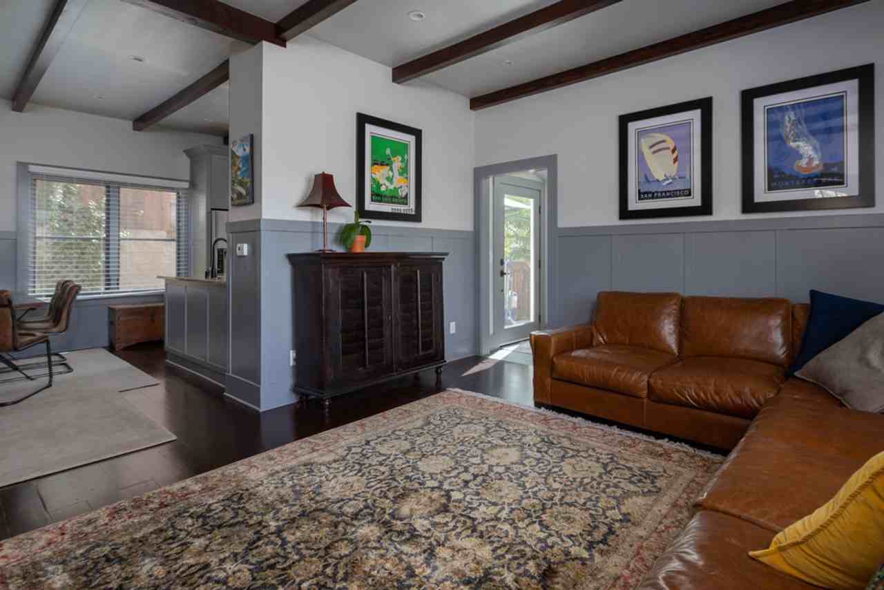 907 Rachel Ct - Photo 5 of 20