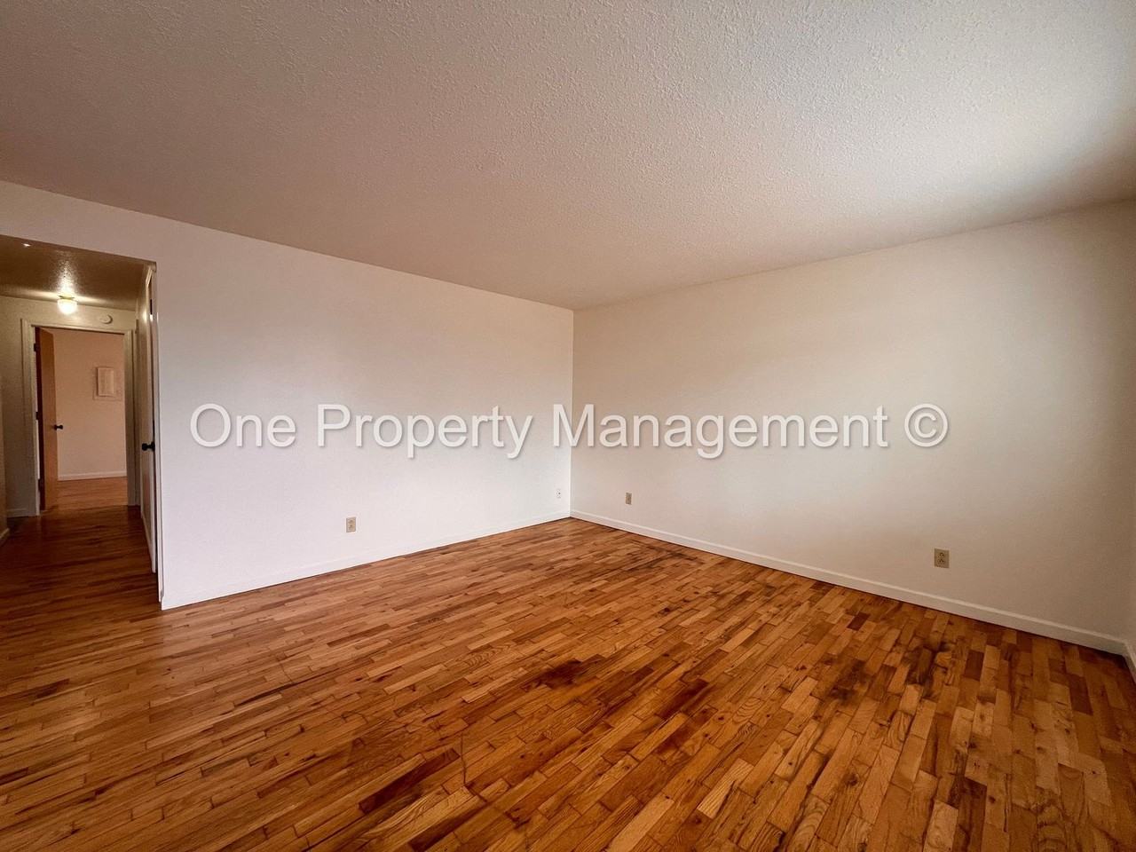 121 Se 98th Ave - Photo 4 of 17