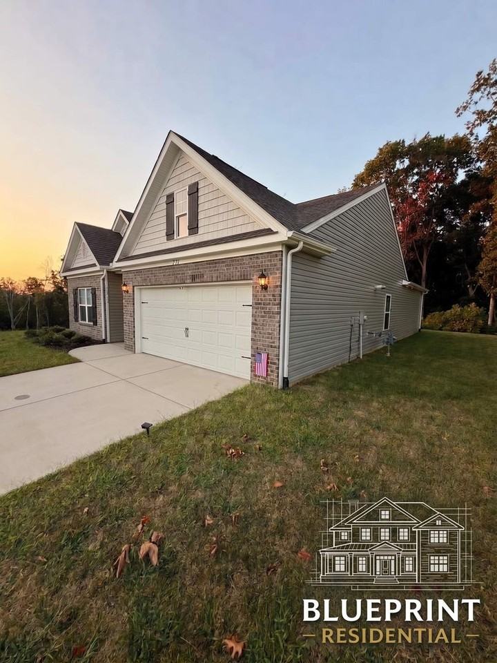 951 Utopia Ln - Photo 6 of 26