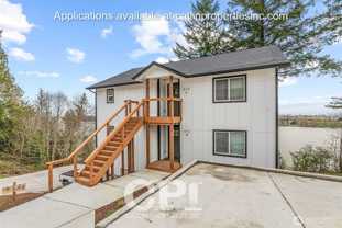 572 Columbia St #C - Photo 1 of 1