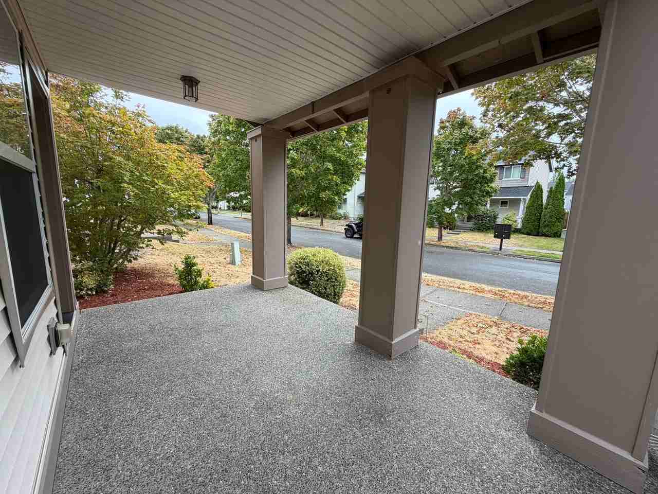 2126 Charles St - Photo 2 of 25