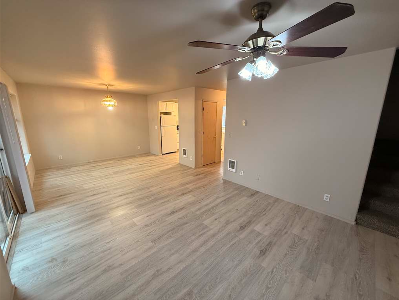 2950 Ne Nikki Ct - Photo 4 of 11