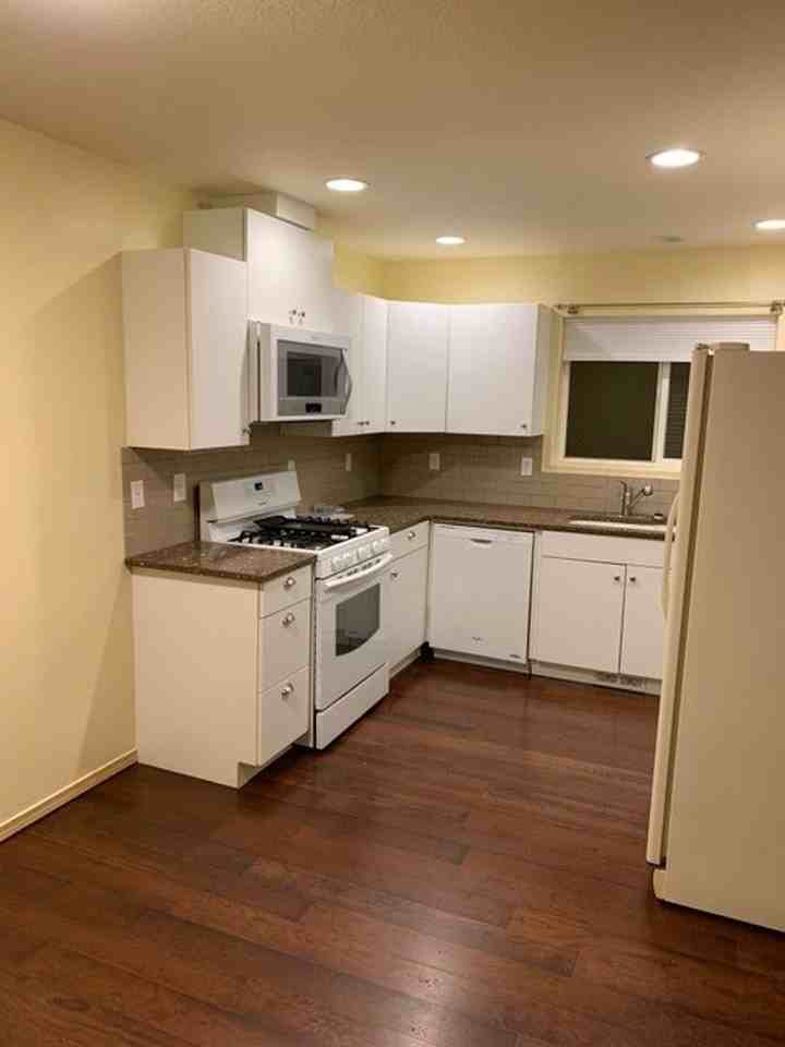 4518 Se 66th Ave - Photo 2 of 6