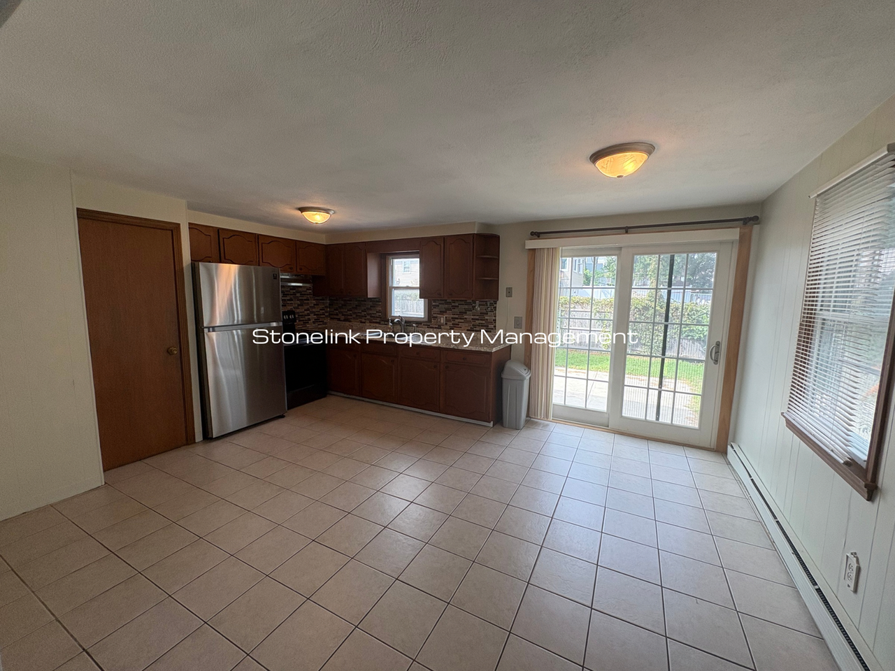 101 Northup Ave - Photo 2 of 10