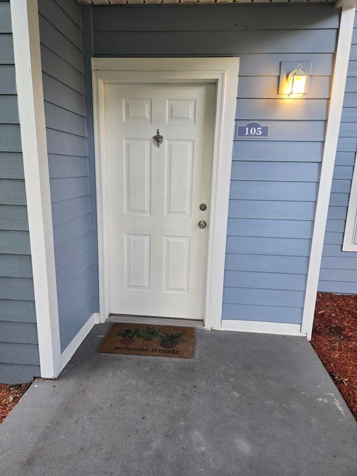 2577 Grassy Point Dr - Photo 4 of 29