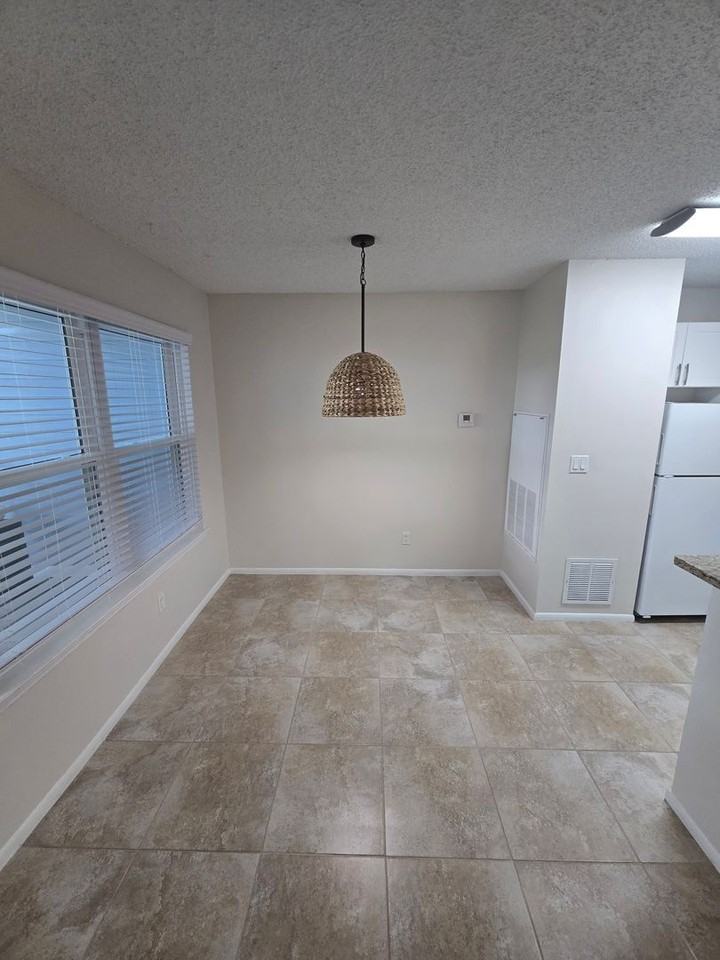 2577 Grassy Point Dr - Photo 6 of 29