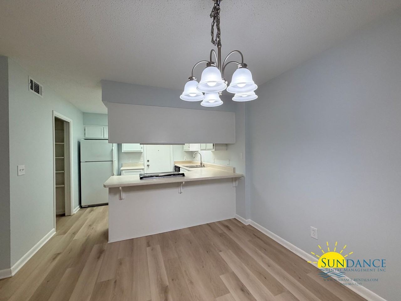 55 12th St - Photo 6 of 26